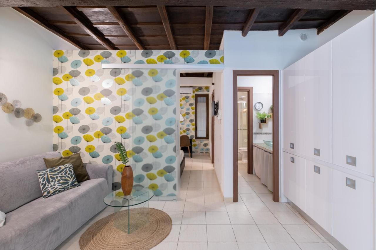 Iflat Colosseo Flower Apartment Rom